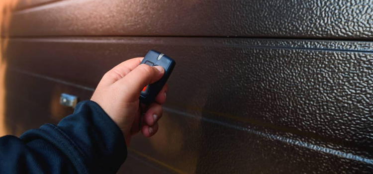 automatic door opener with remote control in Santa Paula